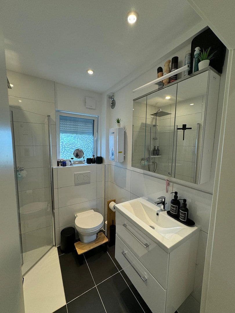 Prenájom bytu 3-izbový 60 m², Kernen im Remstal, Bádensko-Wurttembersko Prenájom bytu 3-izbový 60 m², Kernen im Remstal, Bádensko-Wurttembersko