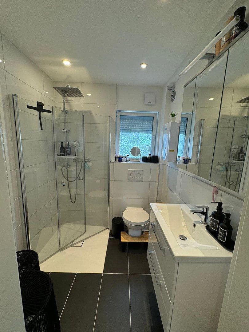 Prenájom bytu 3-izbový 60 m², Kernen im Remstal, Bádensko-Wurttembersko Prenájom bytu 3-izbový 60 m², Kernen im Remstal, Bádensko-Wurttembersko