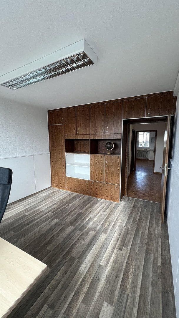 Prenájom kancelárie 80 m², Friedrichsplatz 5, Mannheim, Bádensko-Wurttembersko Prenájom kancelárie 80 m², Friedrichsplatz 5, Mannheim, Bádensko-Wurttembersko