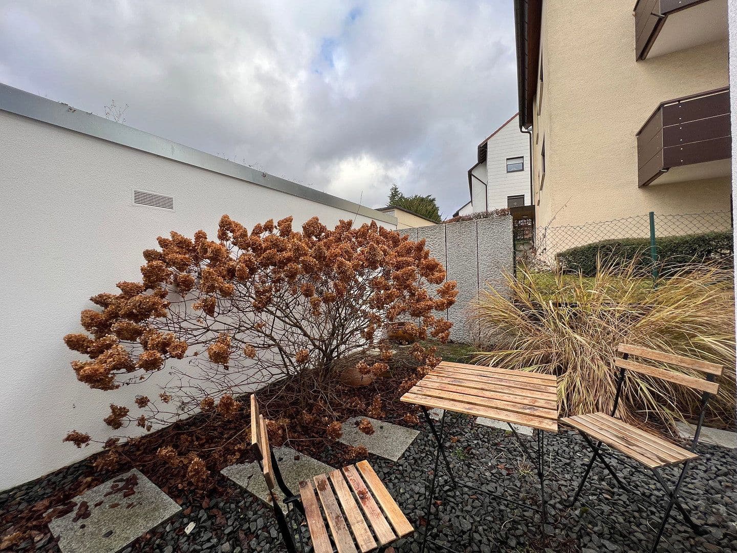 Prenájom bytu 1-izbový 46 m², Stuttgart, Bádensko-Wurttembersko Prenájom bytu 1-izbový 46 m², Stuttgart, Bádensko-Wurttembersko