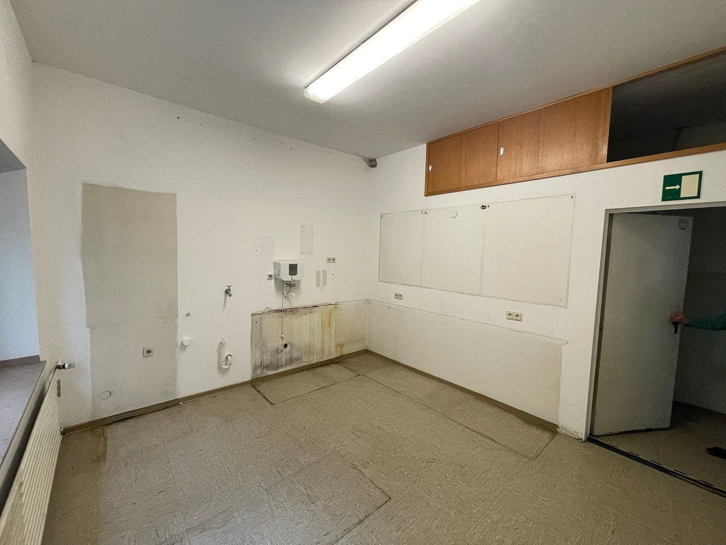 Prenájom nebytového priestoru 130 m², Hauptstrasse 155, Frechen, Severné Porýnie - Westfálsko Prenájom nebytového priestoru 130 m², Hauptstrasse 155, Frechen, Severné Porýnie - Westfálsko