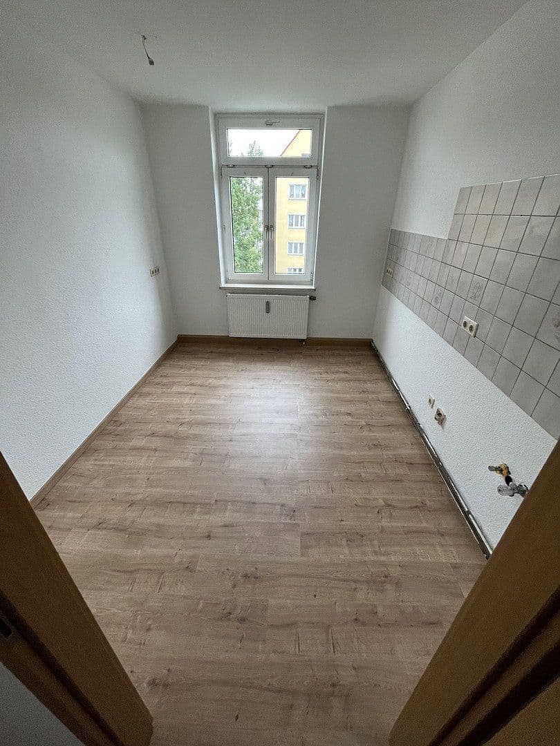 Prenájom bytu 3-izbový 75 m², Jacobstraße 17, Zwickau, Sasko Prenájom bytu 3-izbový 75 m², Jacobstraße 17, Zwickau, Sasko