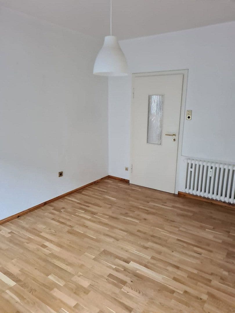 Prenájom bytu 2-izbový 56 m², Düsseldorf, Severné Porýnie - Westfálsko Prenájom bytu 2-izbový 56 m², Düsseldorf, Severné Porýnie - Westfálsko
