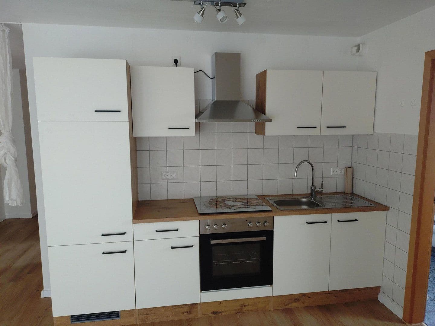 Prenájom bytu 2-izbový 45 m², Sachsenheim, Bádensko-Wurttembersko Prenájom bytu 2-izbový 45 m², Sachsenheim, Bádensko-Wurttembersko