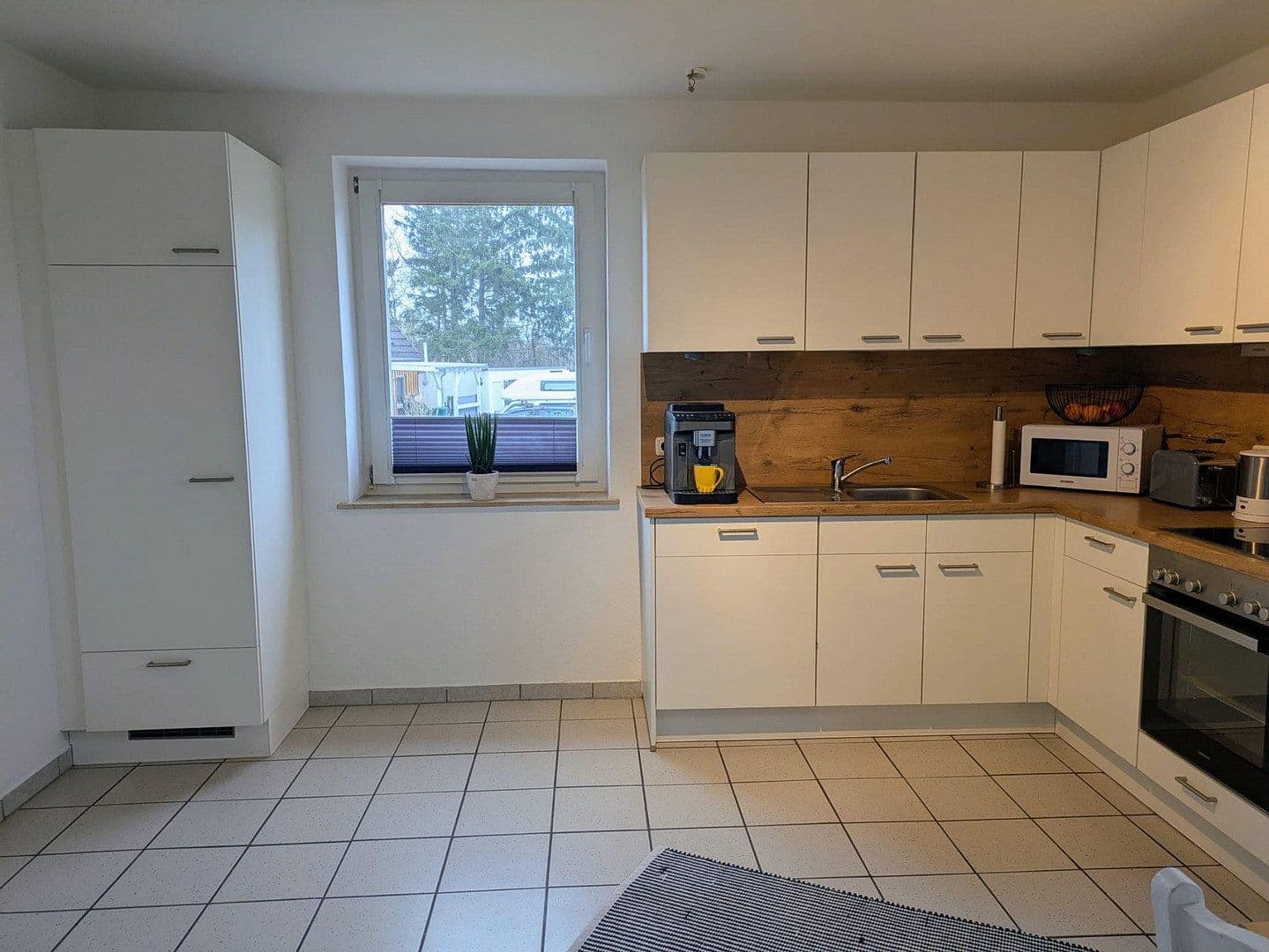 Prenájom domu 120 m², pozemek 500 m², Hollenbek, Šlezvicko-Holštajnsko Prenájom domu 120 m², pozemek 500 m², Hollenbek, Šlezvicko-Holštajnsko