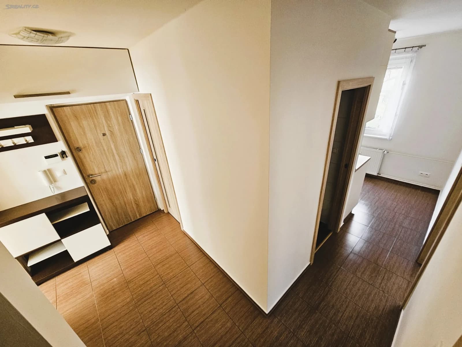 Prenájom bytu 3-izbový 73 m², Tuchorazská, Praha, Praha Prenájom bytu 3-izbový 73 m², Tuchorazská, Praha, Praha