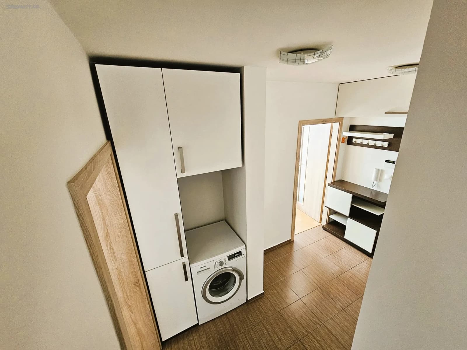 Prenájom bytu 3-izbový 73 m², Tuchorazská, Praha, Praha Prenájom bytu 3-izbový 73 m², Tuchorazská, Praha, Praha