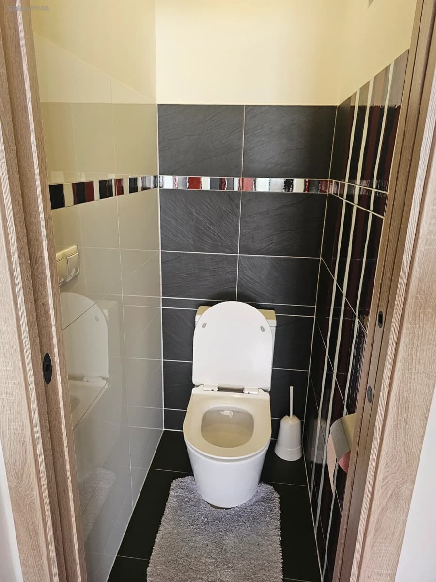 Prenájom bytu 3-izbový 73 m², Tuchorazská, Praha, Praha Prenájom bytu 3-izbový 73 m², Tuchorazská, Praha, Praha