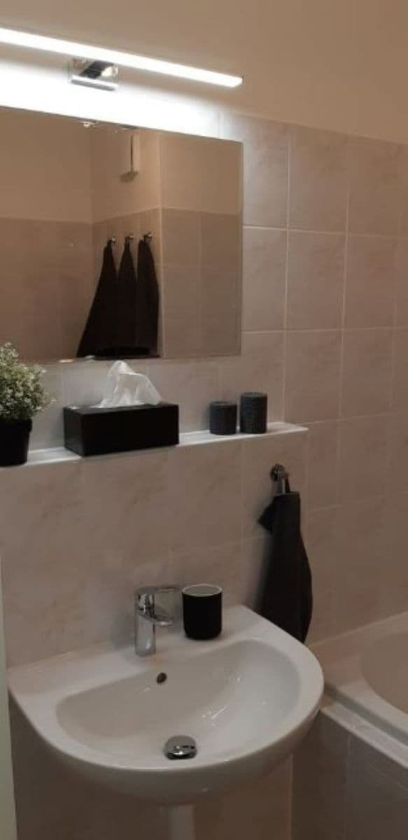 Prenájom bytu 2-izbový 52 m², Mattioliho, Praha, Praha Prenájom bytu 2-izbový 52 m², Mattioliho, Praha, Praha