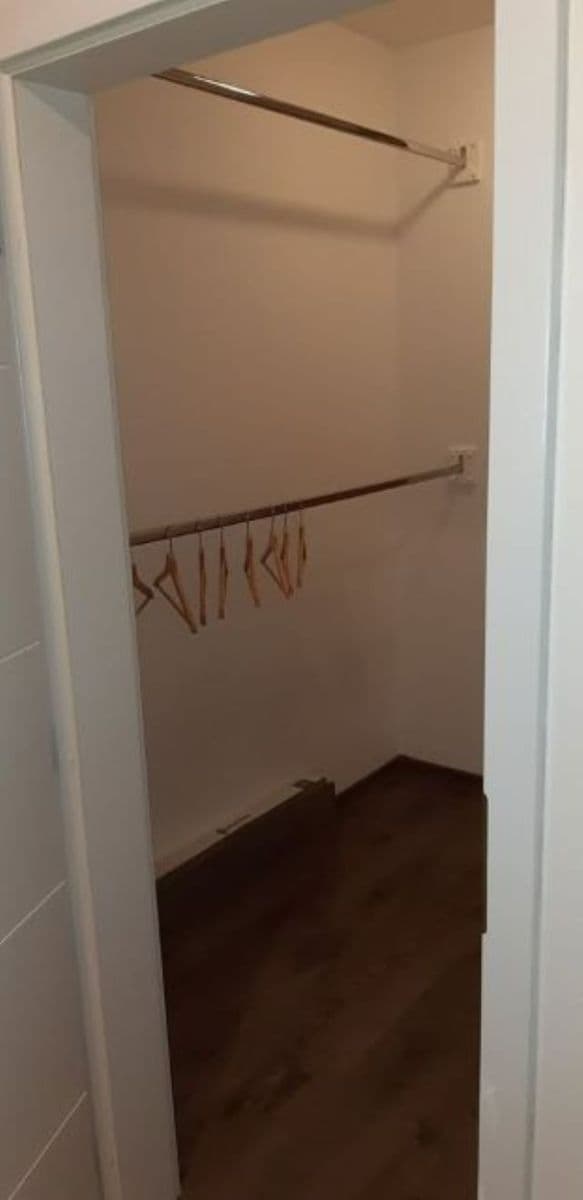 Prenájom bytu 2-izbový 52 m², Mattioliho, Praha, Praha Prenájom bytu 2-izbový 52 m², Mattioliho, Praha, Praha