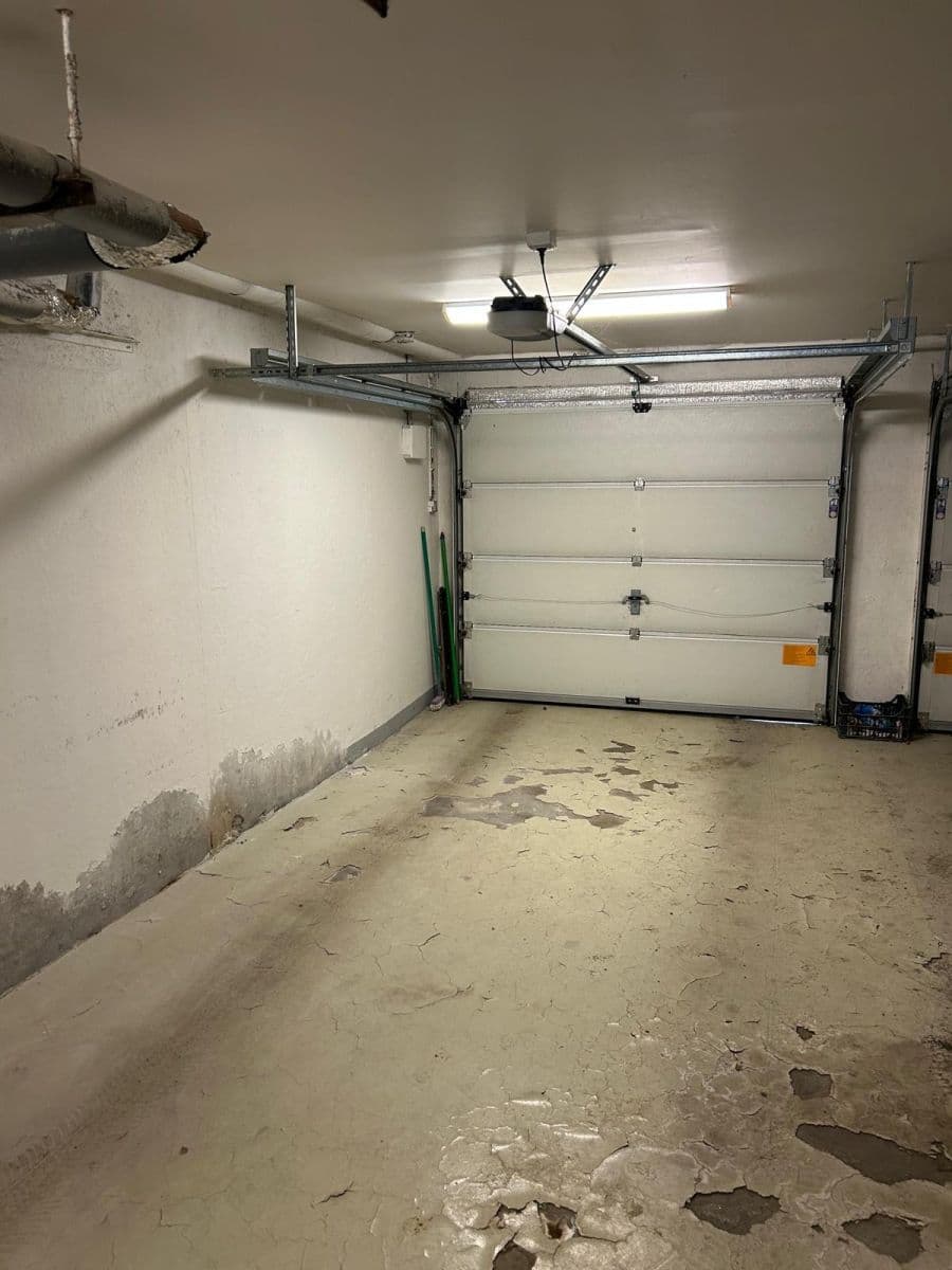 Predaj garáže 19 m², Františkova, Praha, Praha Predaj garáže 19 m², Františkova, Praha, Praha