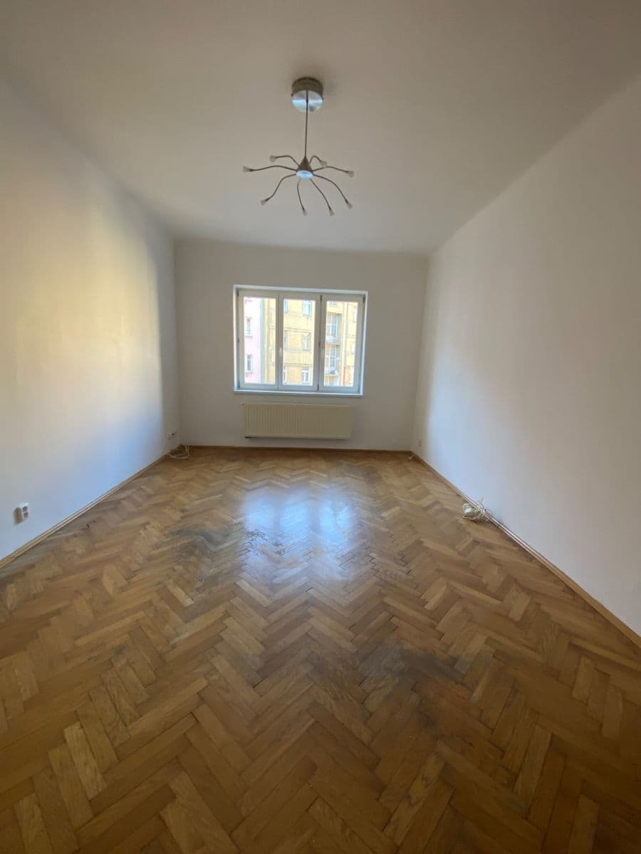 Prenájom bytu 2-izbový 46 m², Kafkova, Praha, Praha Prenájom bytu 2-izbový 46 m², Kafkova, Praha, Praha