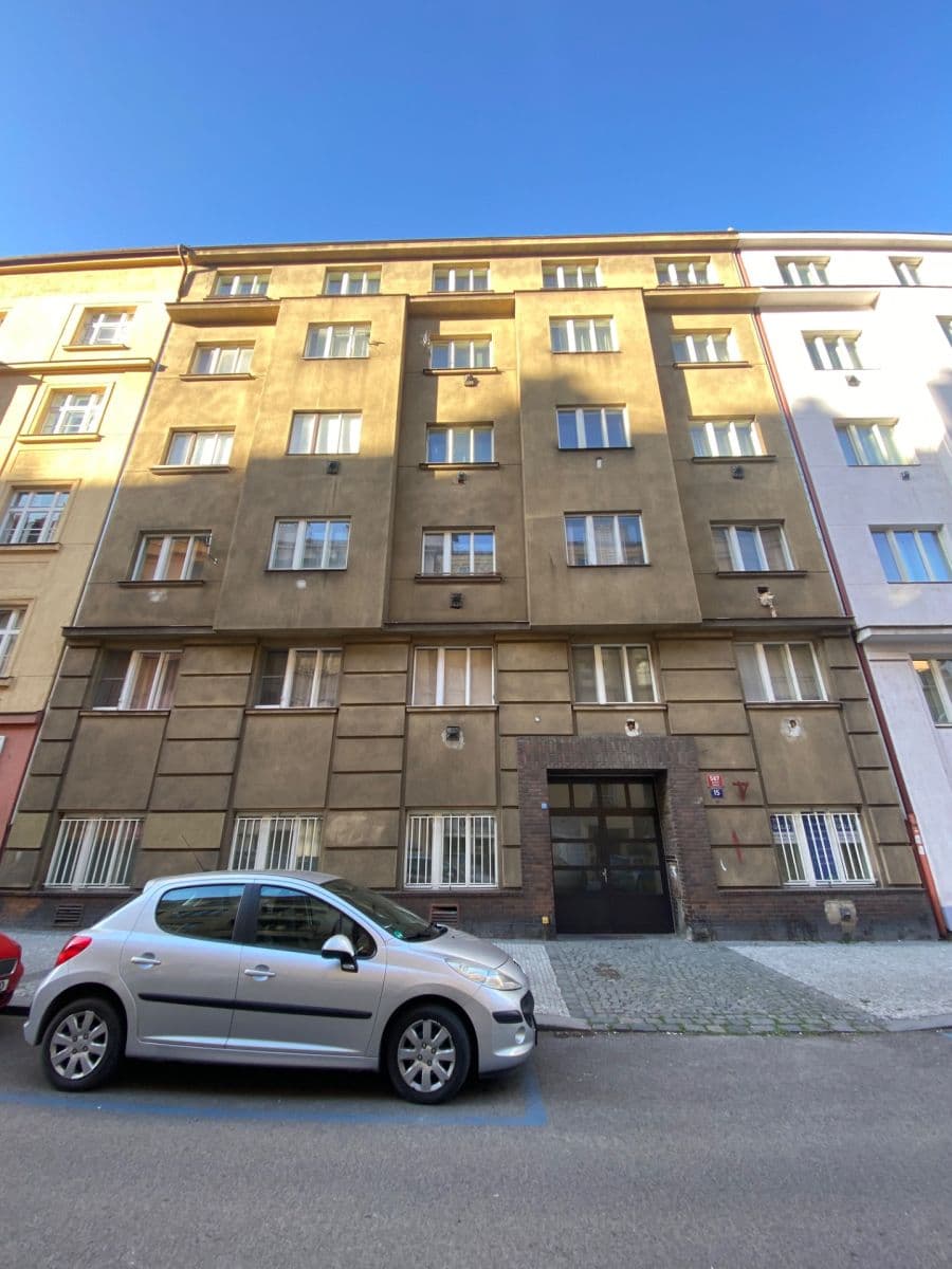 Prenájom bytu 2-izbový 46 m², Kafkova, Praha, Praha Prenájom bytu 2-izbový 46 m², Kafkova, Praha, Praha