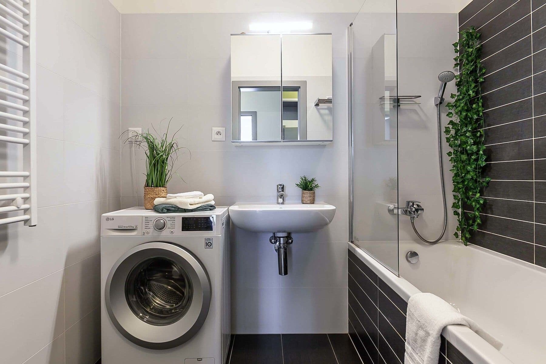 Predaj bytu 2-izbový 66 m², Pod Stolovou horou, Praha, Praha Predaj bytu 2-izbový 66 m², Pod Stolovou horou, Praha, Praha