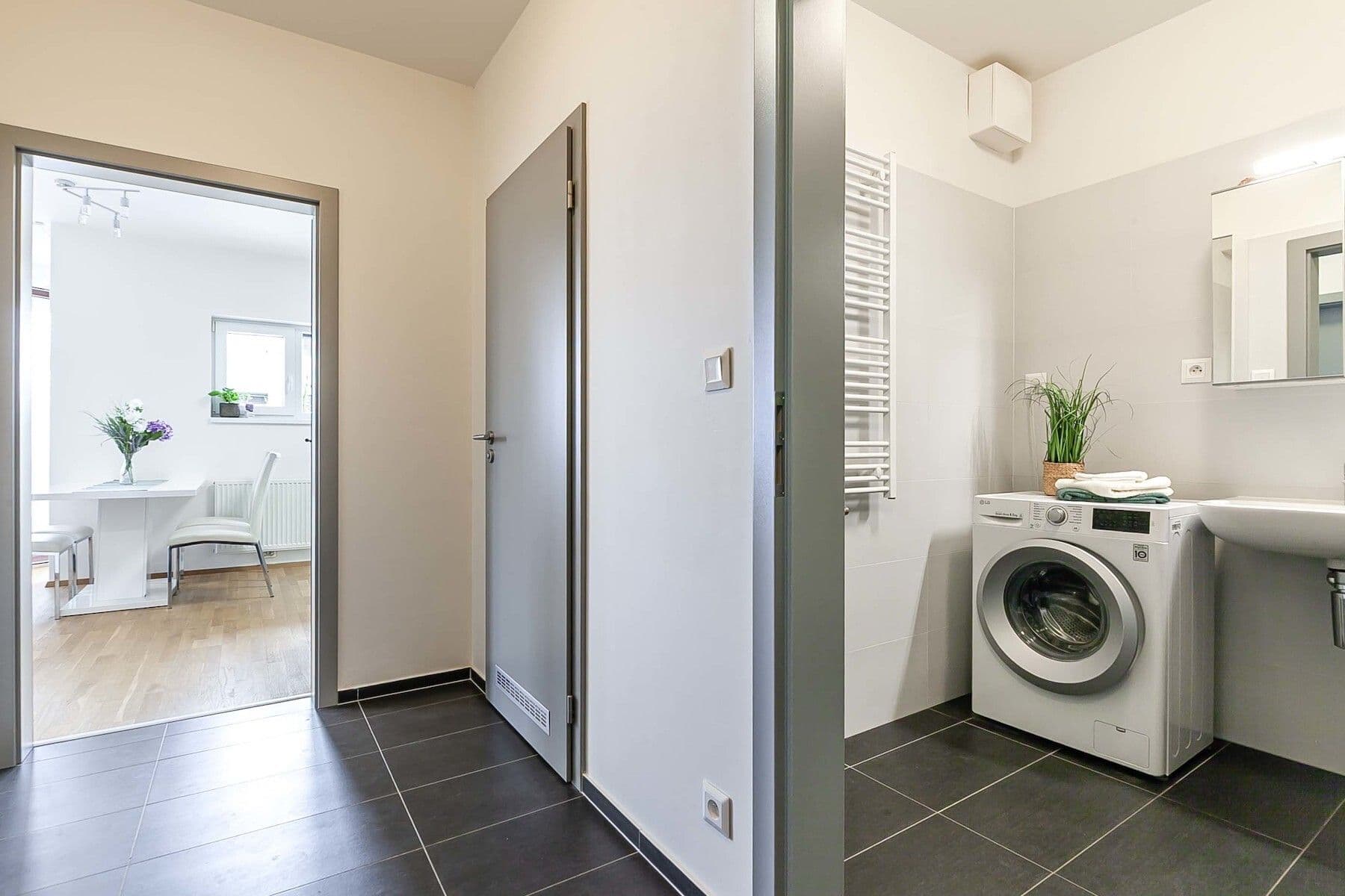 Predaj bytu 2-izbový 66 m², Pod Stolovou horou, Praha, Praha Predaj bytu 2-izbový 66 m², Pod Stolovou horou, Praha, Praha