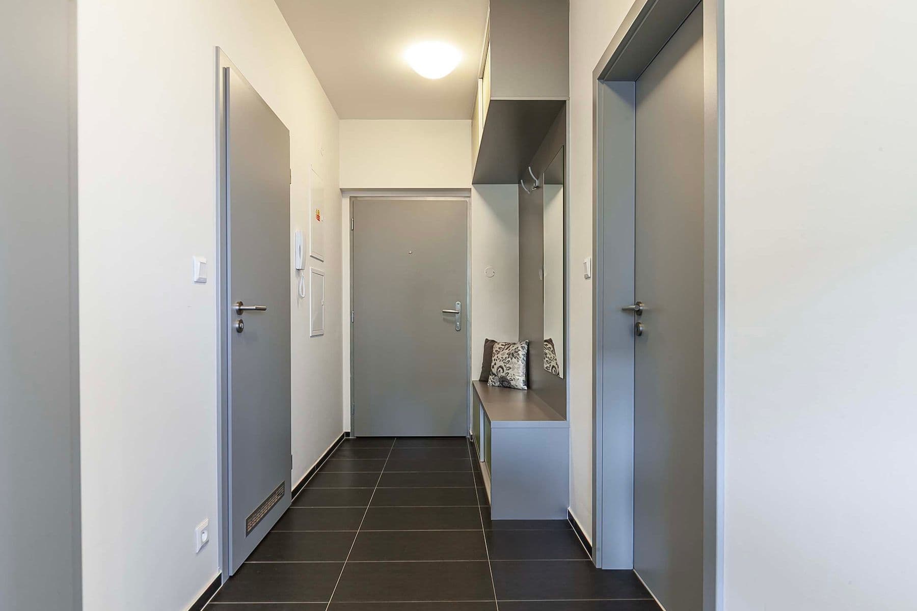 Predaj bytu 2-izbový 66 m², Pod Stolovou horou, Praha, Praha Predaj bytu 2-izbový 66 m², Pod Stolovou horou, Praha, Praha