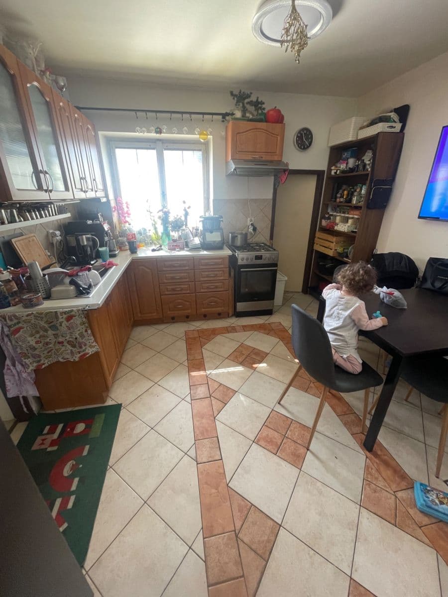 Prenájom domu 75 m², pozemek 340 m², Mladých Běchovic, Praha, Praha Prenájom domu 75 m², pozemek 340 m², Mladých Běchovic, Praha, Praha