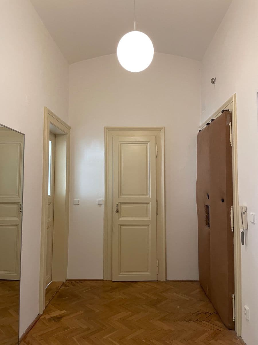 Prenájom bytu 2-izbový 72 m², V Kolkovně, Praha, Praha Prenájom bytu 2-izbový 72 m², V Kolkovně, Praha, Praha