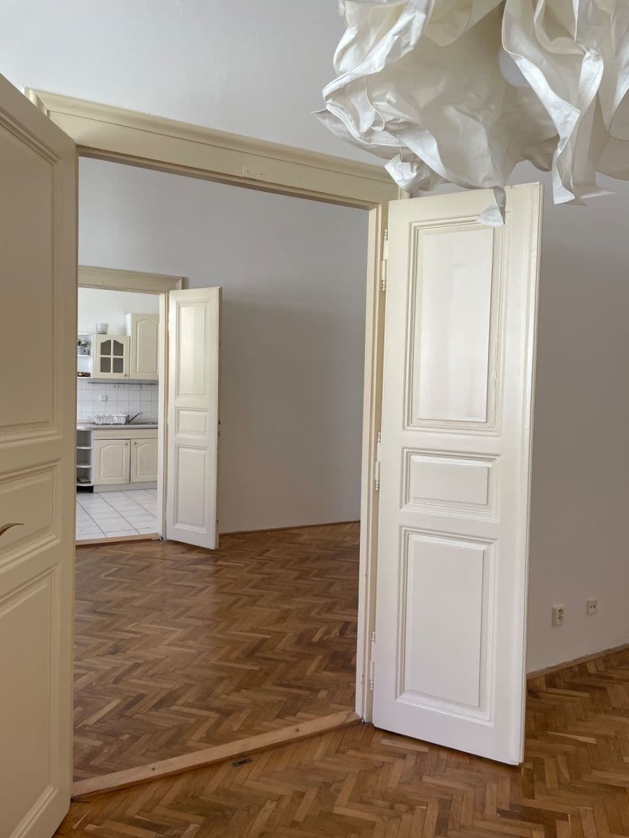 Prenájom bytu 2-izbový 72 m², V Kolkovně, Praha, Praha Prenájom bytu 2-izbový 72 m², V Kolkovně, Praha, Praha