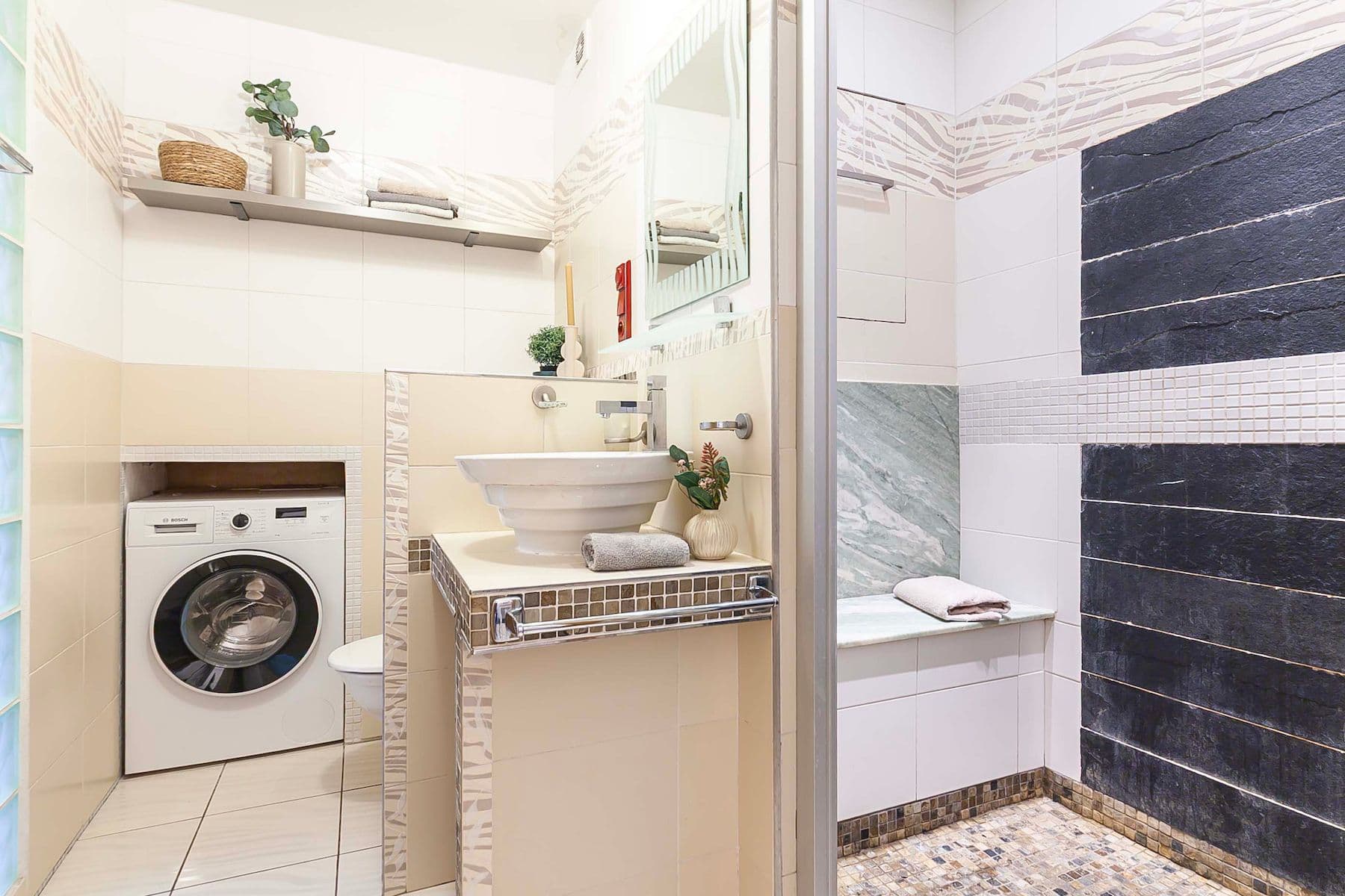 Predaj bytu 2-izbový 43 m², Frýdlantská, Praha, Praha Predaj bytu 2-izbový 43 m², Frýdlantská, Praha, Praha