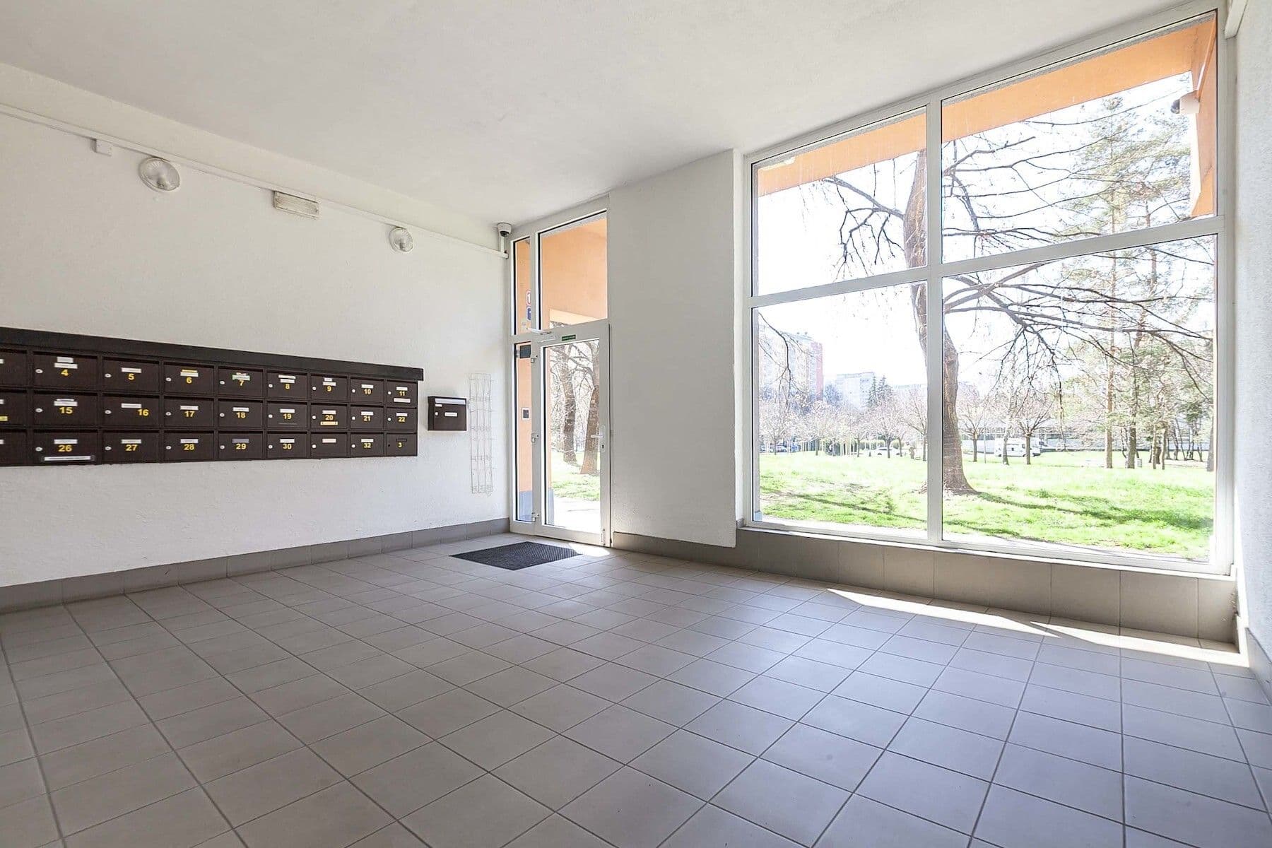 Predaj bytu 2-izbový 43 m², Frýdlantská, Praha, Praha Predaj bytu 2-izbový 43 m², Frýdlantská, Praha, Praha