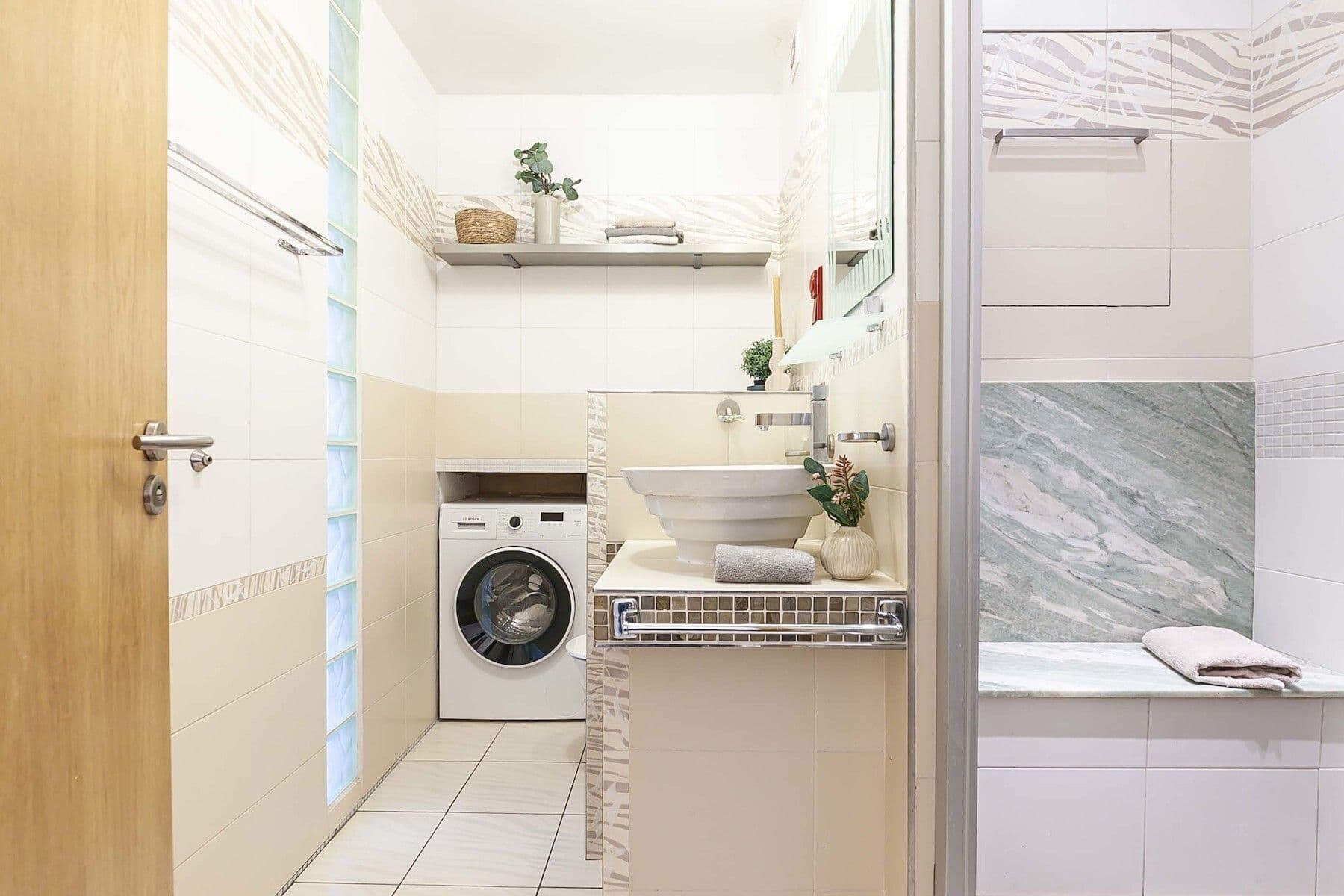 Predaj bytu 2-izbový 43 m², Frýdlantská, Praha, Praha Predaj bytu 2-izbový 43 m², Frýdlantská, Praha, Praha