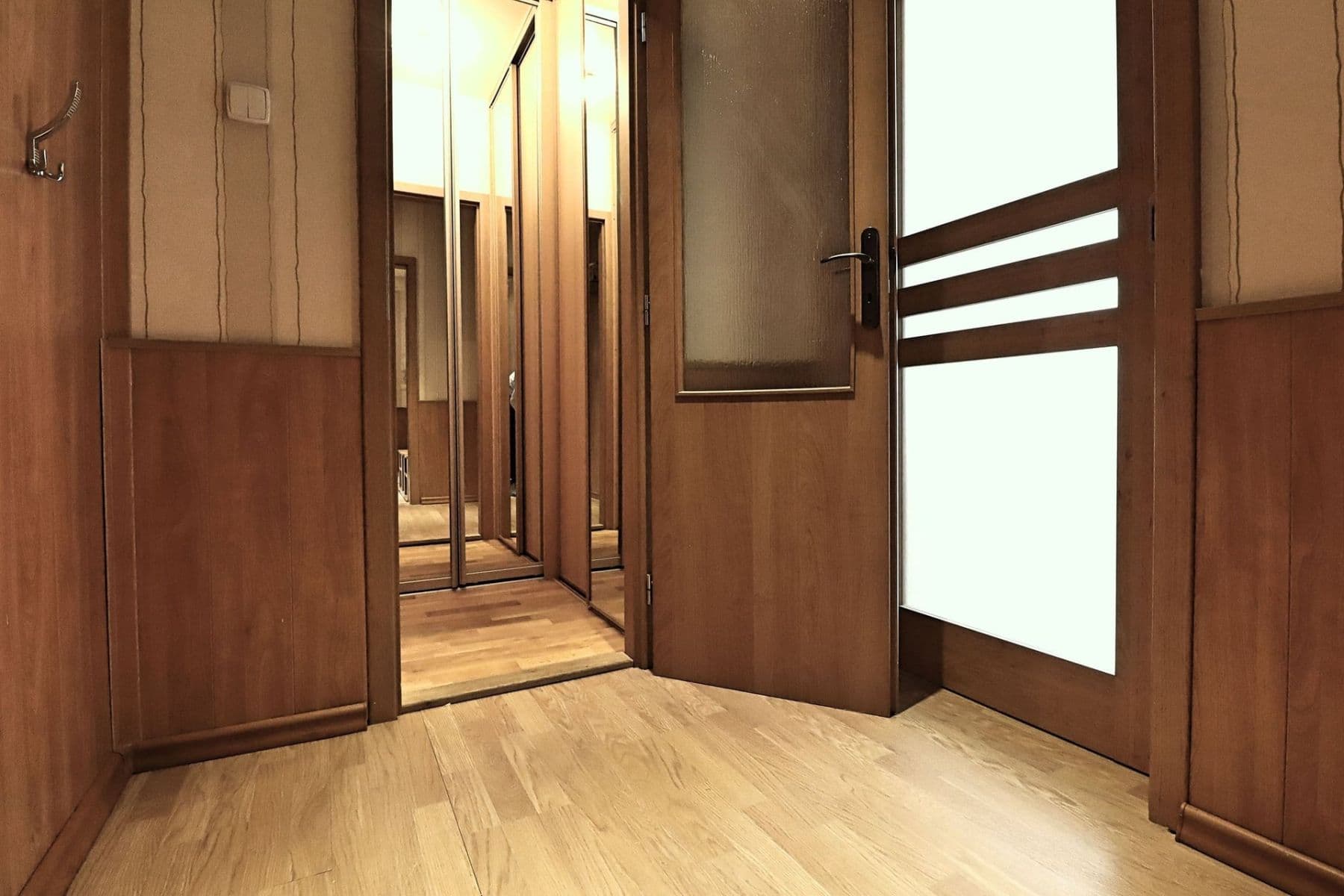 Prenájom bytu 2-izbový 57 m², Chlebovická, Praha, Praha Prenájom bytu 2-izbový 57 m², Chlebovická, Praha, Praha