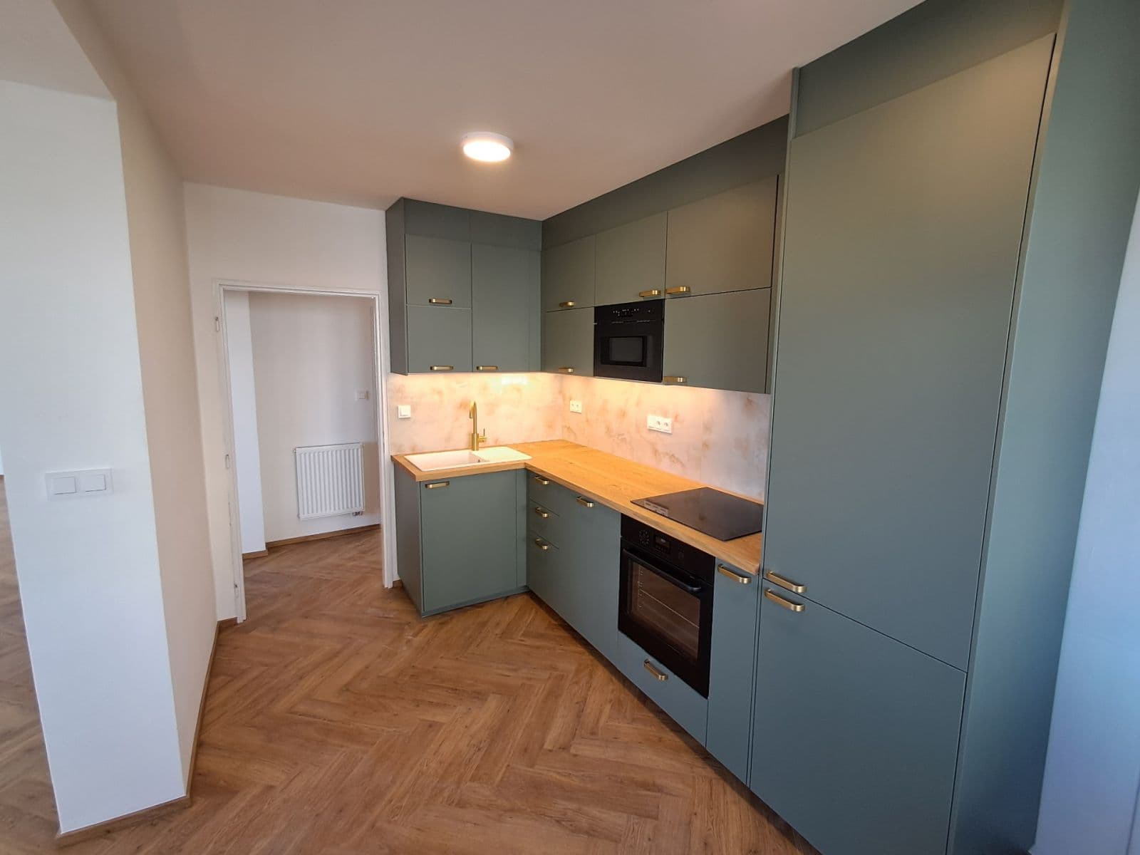 Prenájom bytu 3-izbový 75 m², Vítězslava Hálka, Vlašim, Středočeský kraj Prenájom bytu 3-izbový 75 m², Vítězslava Hálka, Vlašim, Středočeský kraj