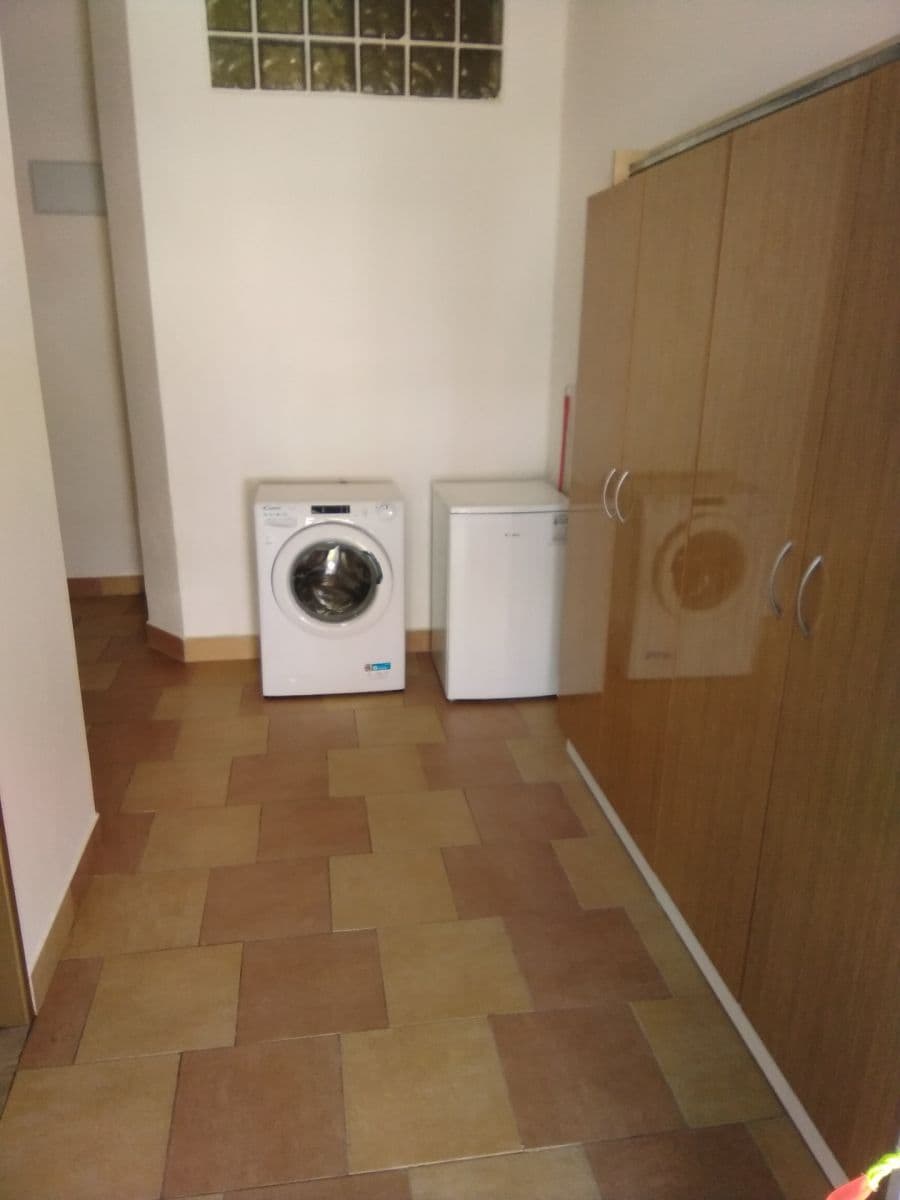 Prenájom bytu 1-izbový 26 m², Ovčárecká, Kolín, Středočeský kraj Prenájom bytu 1-izbový 26 m², Ovčárecká, Kolín, Středočeský kraj