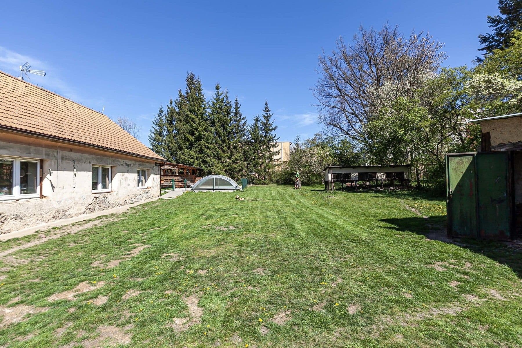 Predaj domu 85 m², pozemek 1.200 m², Krátká, Jesenice, Středočeský kraj Predaj domu 85 m², pozemek 1.200 m², Krátká, Jesenice, Středočeský kraj