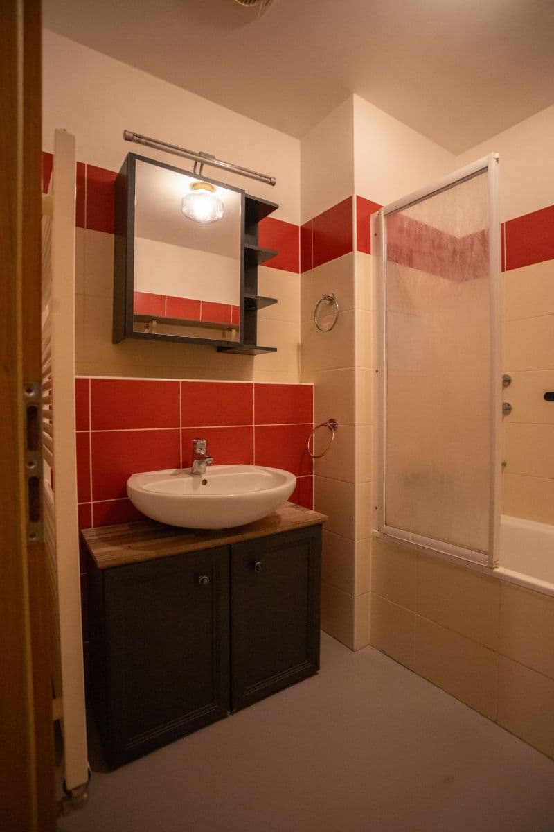 Prenájom bytu 3-izbový 60 m², Paťanka, Praha, Praha Prenájom bytu 3-izbový 60 m², Paťanka, Praha, Praha