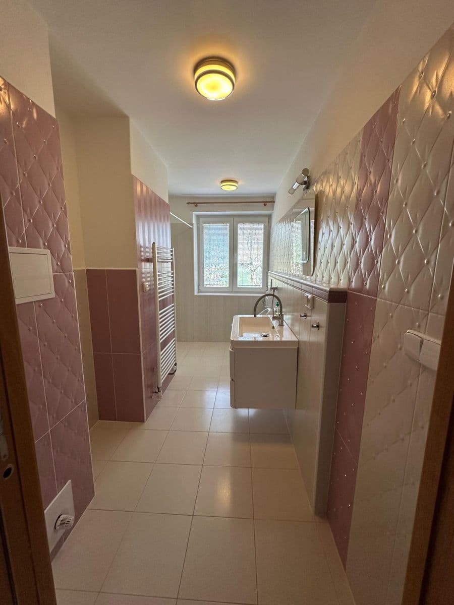 Prenájom bytu 3-izbový 63 m², Bohdalice-Pavlovice, Jihomoravský kraj Prenájom bytu 3-izbový 63 m², Bohdalice-Pavlovice, Jihomoravský kraj