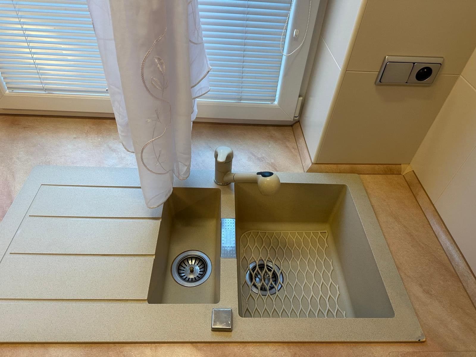 Prenájom bytu 3-izbový 63 m², Bohdalice-Pavlovice, Jihomoravský kraj Prenájom bytu 3-izbový 63 m², Bohdalice-Pavlovice, Jihomoravský kraj