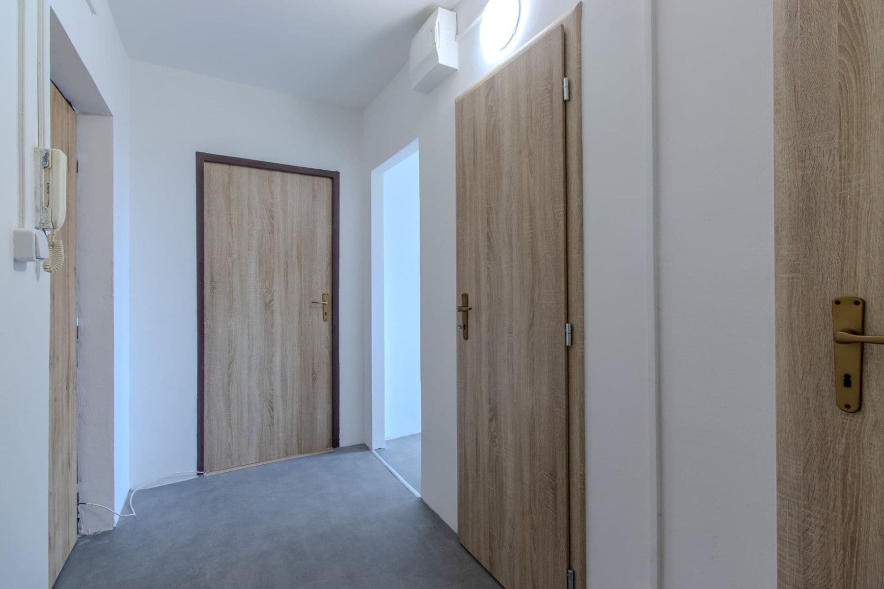 Prenájom bytu 1-izbový 36 m², Polská, Kladno, Středočeský kraj Prenájom bytu 1-izbový 36 m², Polská, Kladno, Středočeský kraj