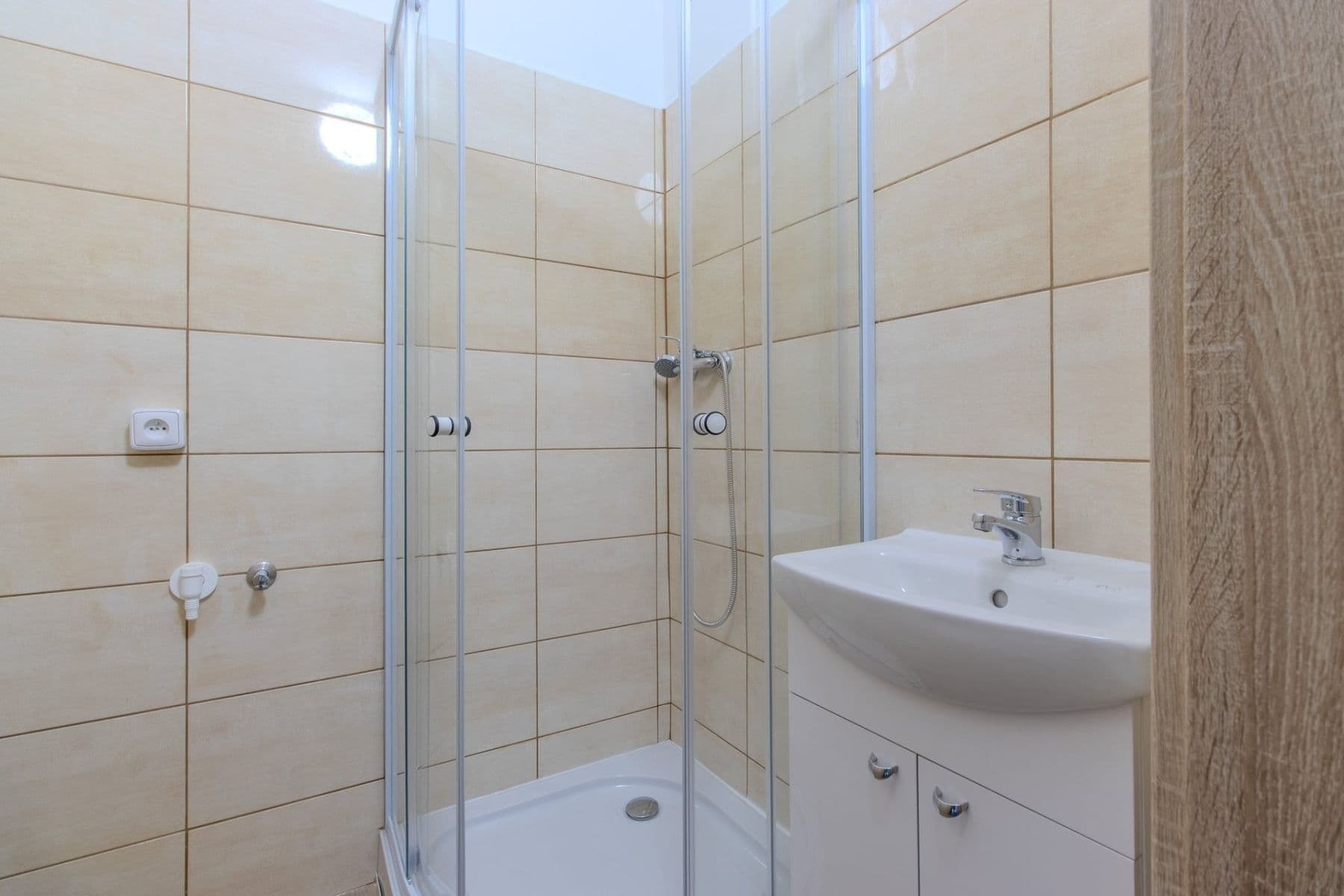 Prenájom bytu 1-izbový 36 m², Polská, Kladno, Středočeský kraj Prenájom bytu 1-izbový 36 m², Polská, Kladno, Středočeský kraj