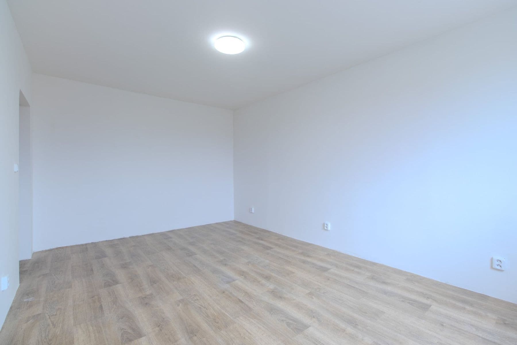 Prenájom bytu 1-izbový 36 m², Polská, Kladno, Středočeský kraj Prenájom bytu 1-izbový 36 m², Polská, Kladno, Středočeský kraj