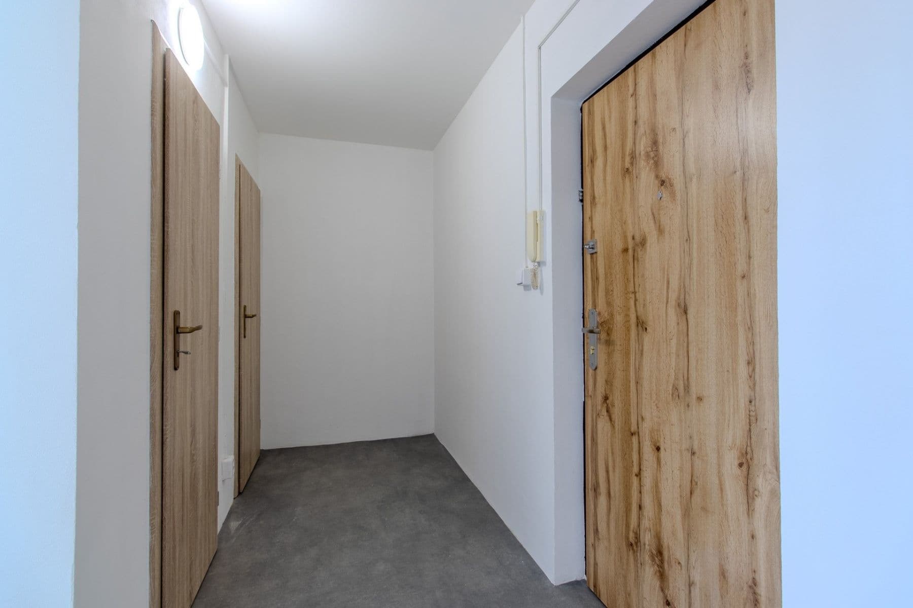 Prenájom bytu 1-izbový 36 m², Polská, Kladno, Středočeský kraj Prenájom bytu 1-izbový 36 m², Polská, Kladno, Středočeský kraj