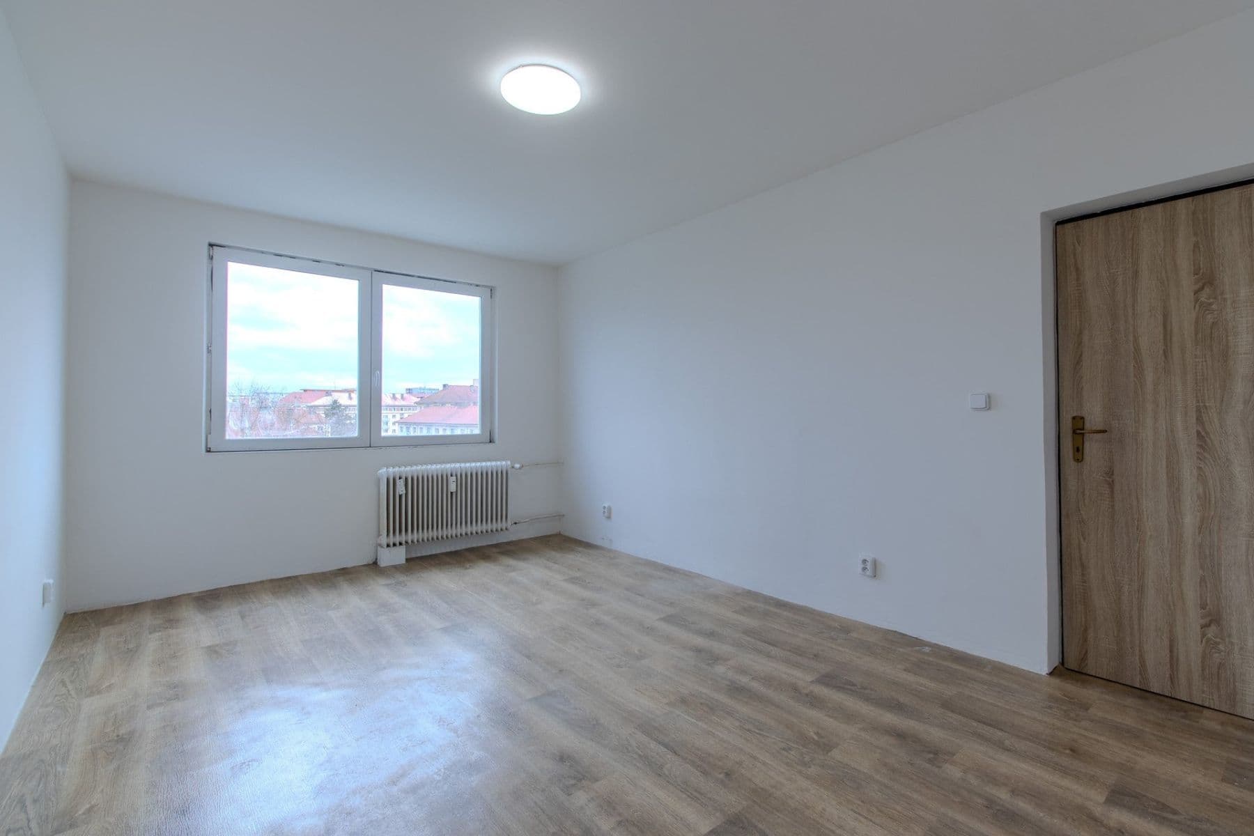 Prenájom bytu 1-izbový 36 m², Polská, Kladno, Středočeský kraj Prenájom bytu 1-izbový 36 m², Polská, Kladno, Středočeský kraj
