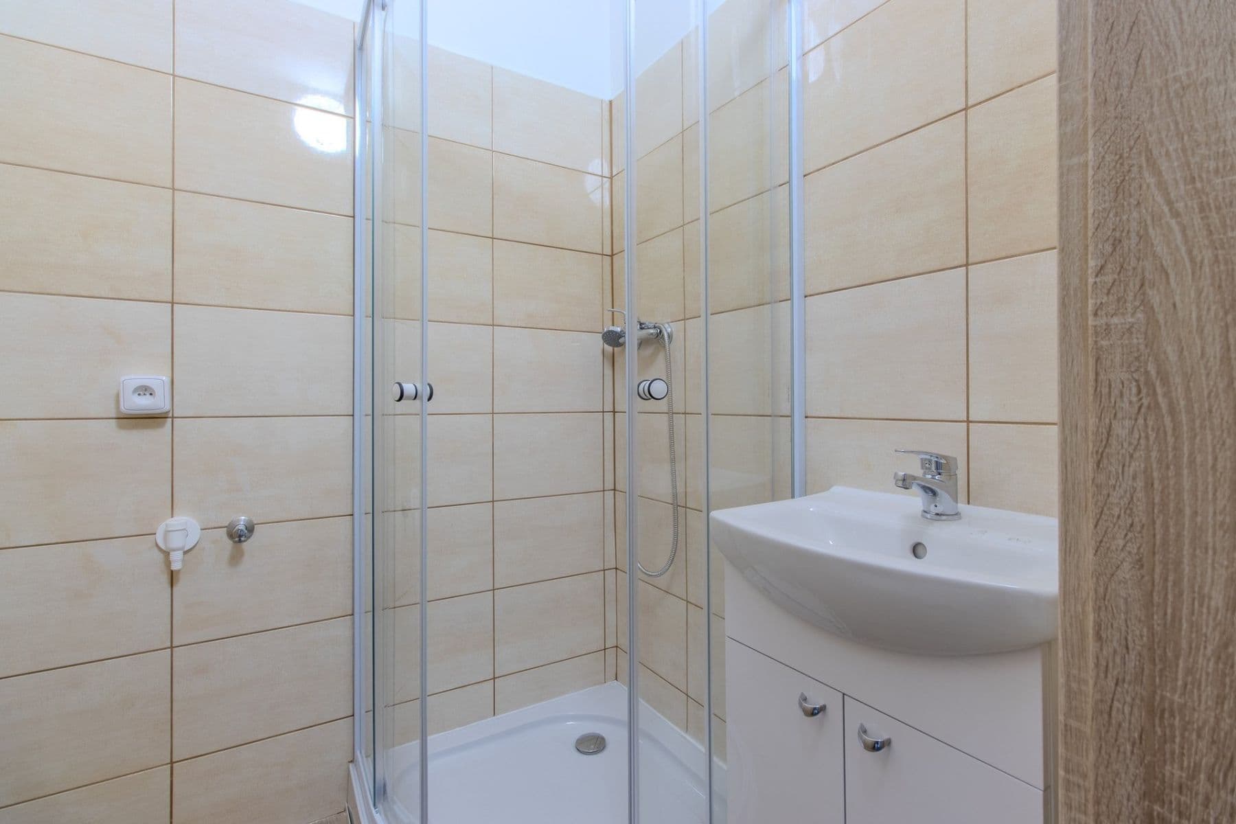 Prenájom bytu 1-izbový 36 m², Polská, Kladno, Středočeský kraj Prenájom bytu 1-izbový 36 m², Polská, Kladno, Středočeský kraj