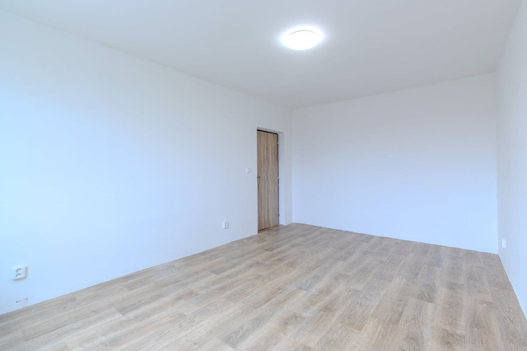 Prenájom bytu 1-izbový 36 m², Polská, Kladno, Středočeský kraj Prenájom bytu 1-izbový 36 m², Polská, Kladno, Středočeský kraj