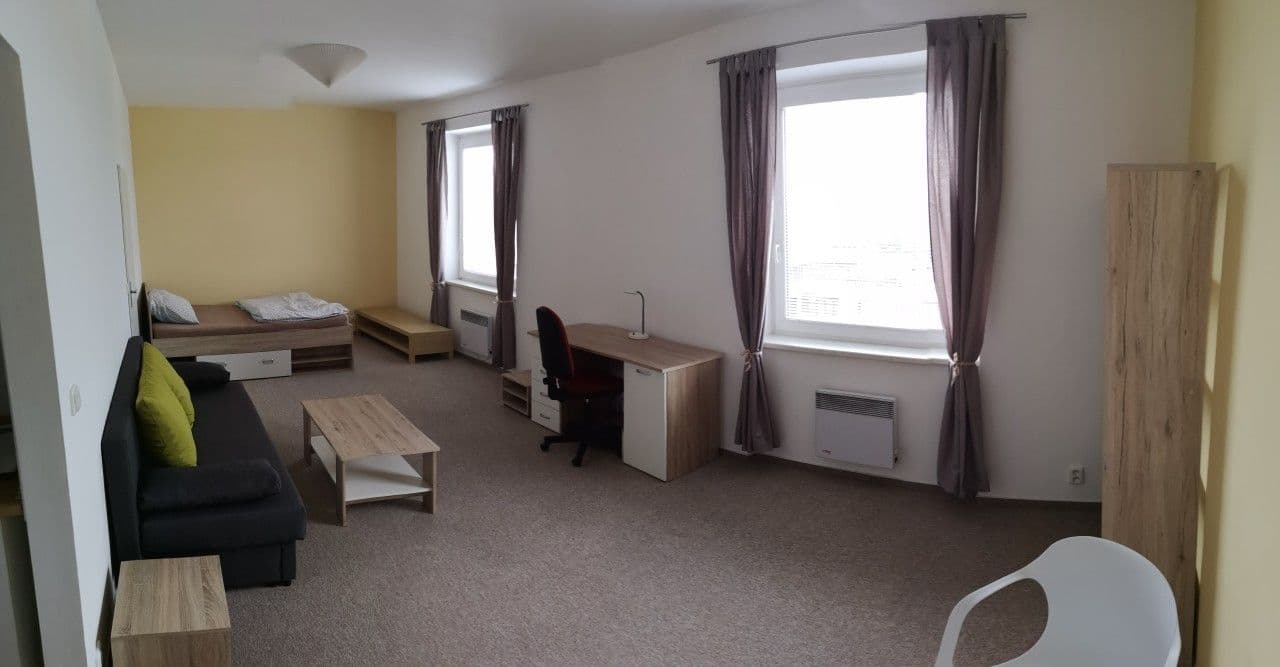 Prenájom bytu Garsoniéra 47 m², U Kříže, Praha, Praha Prenájom bytu Garsoniéra 47 m², U Kříže, Praha, Praha