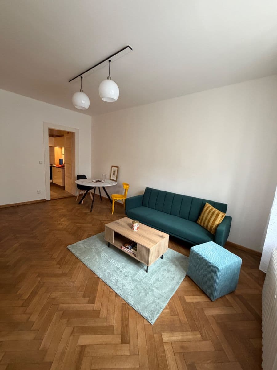 Prenájom bytu 2-izbový 52 m², Baranova, Praha, Praha Prenájom bytu 2-izbový 52 m², Baranova, Praha, Praha