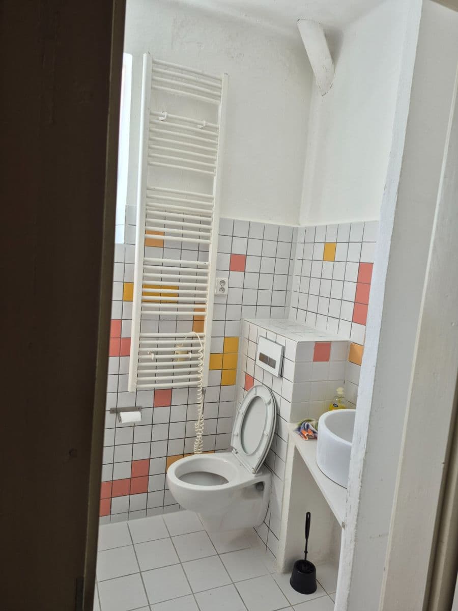 Prenájom bytu 2-izbový 48 m², Střelecká, Hradec Králové, Královéhradecký kraj Prenájom bytu 2-izbový 48 m², Střelecká, Hradec Králové, Královéhradecký kraj