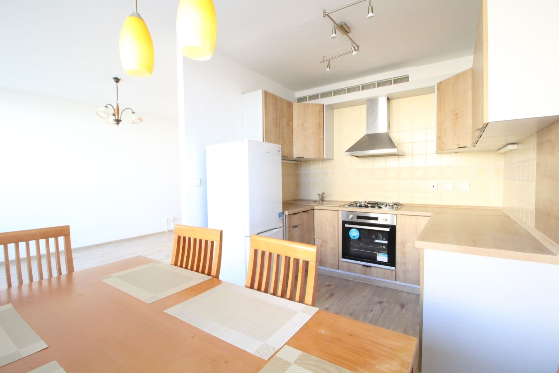 Prenájom bytu 3-izbový 70 m², Jílovská, Praha, Praha Prenájom bytu 3-izbový 70 m², Jílovská, Praha, Praha