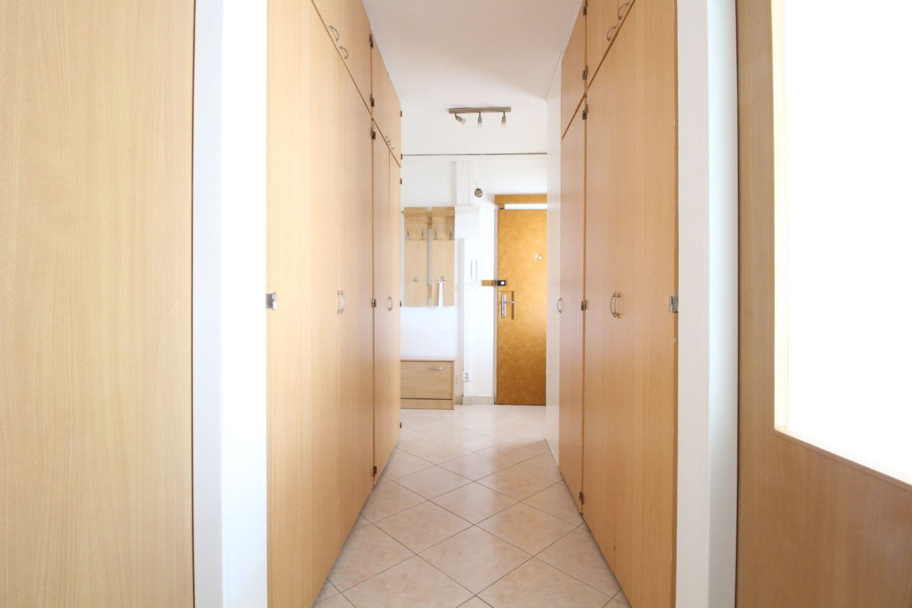 Prenájom bytu 3-izbový 70 m², Jílovská, Praha, Praha Prenájom bytu 3-izbový 70 m², Jílovská, Praha, Praha