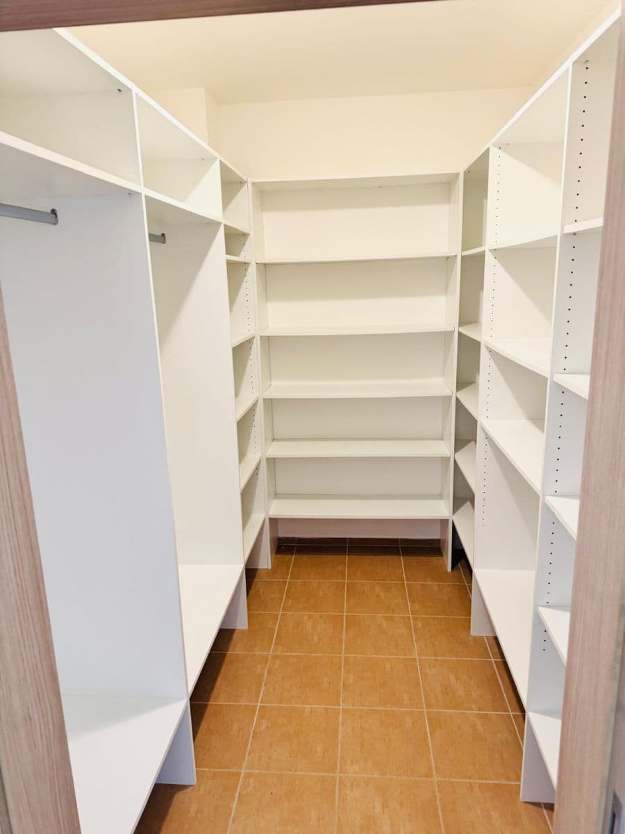 Prenájom bytu 2-izbový 62 m², Dřevnická, Zlín, Zlínský kraj Prenájom bytu 2-izbový 62 m², Dřevnická, Zlín, Zlínský kraj