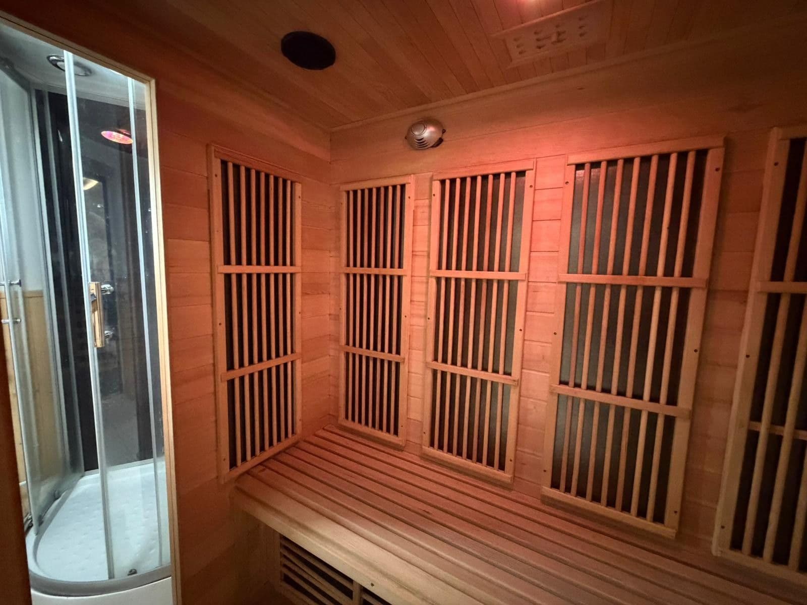 Predaj domu 246 m², pozemek 1.000 m², Teplička, Karlovarský kraj Predaj domu 246 m², pozemek 1.000 m², Teplička, Karlovarský kraj