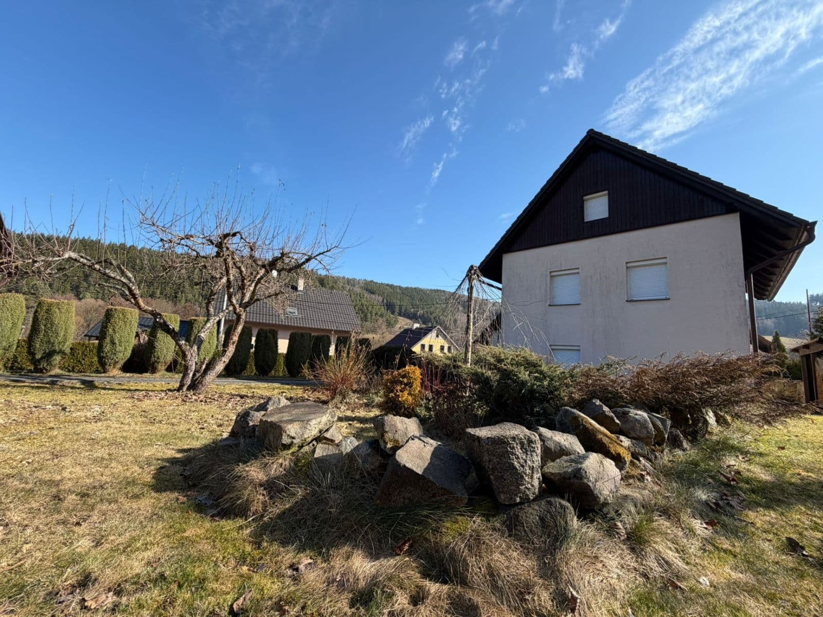 Predaj domu 246 m², pozemek 1.000 m², Teplička, Karlovarský kraj Predaj domu 246 m², pozemek 1.000 m², Teplička, Karlovarský kraj