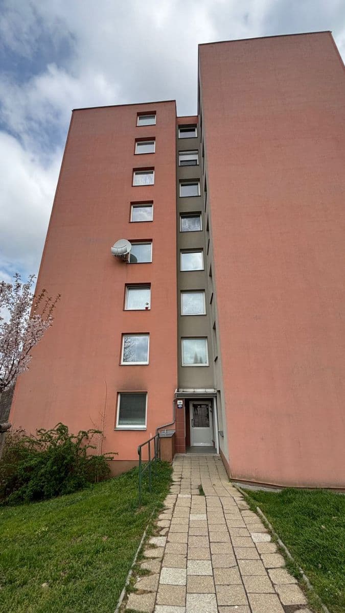 Predaj bytu 3-izbový 70 m², Valachův Žleb, Zlín, Zlínský kraj Predaj bytu 3-izbový 70 m², Valachův Žleb, Zlín, Zlínský kraj