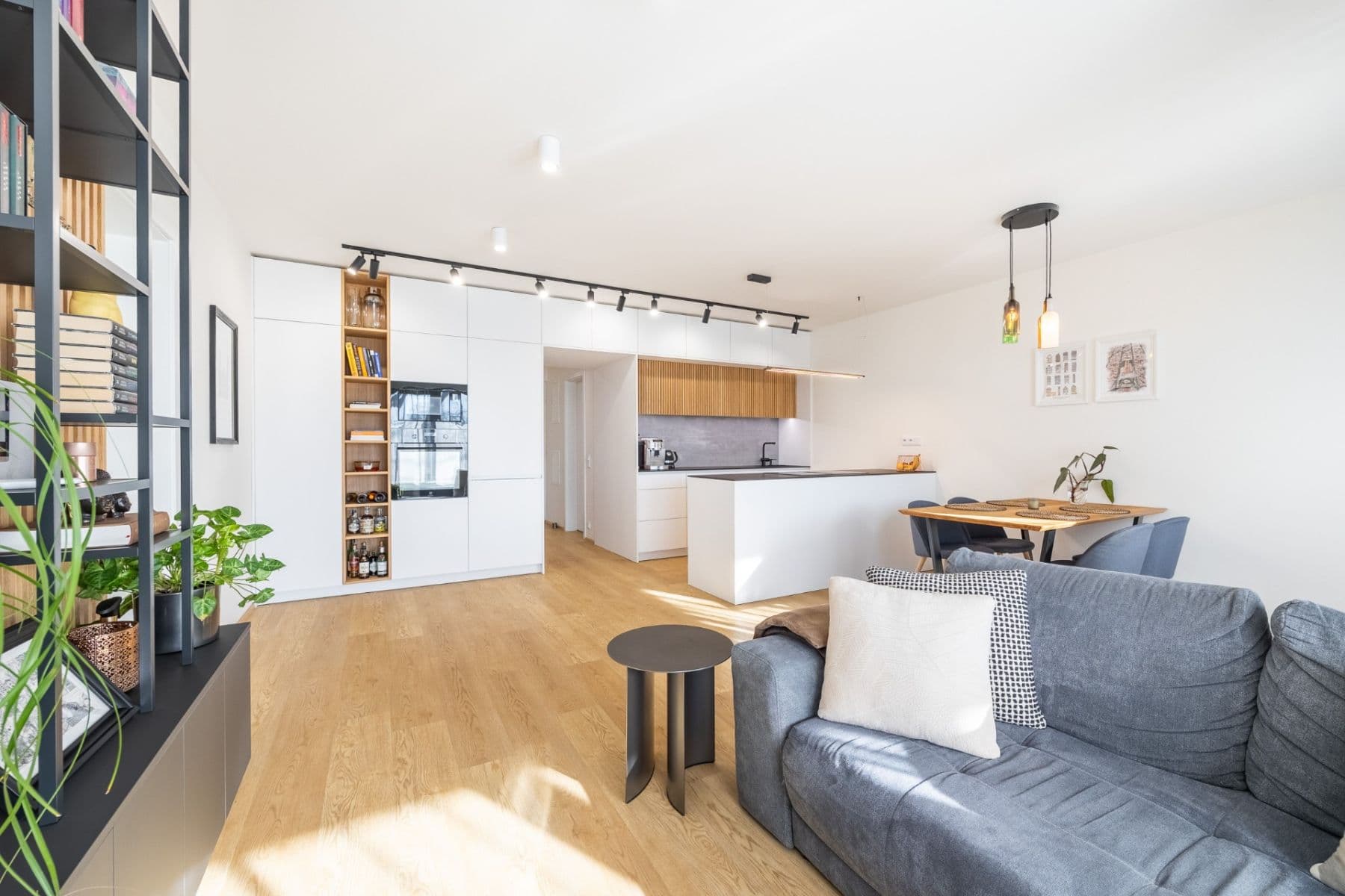 Predaj bytu 3-izbový 90 m², Hrašeho, Praha, Praha Predaj bytu 3-izbový 90 m², Hrašeho, Praha, Praha
